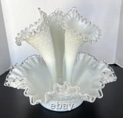 Fenton Epergne Milk Glass Silvercrest Diamond Lace 3 Horn Vintage 12.25