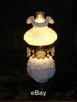 Fenton Gwtw Milk Glass Flower Student Poppy Lamp
