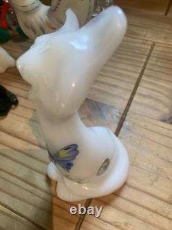 Fenton Milk Glass 1995 White Glossy FAGCA Happy Cat Figurine Signed 6x 3 Mint