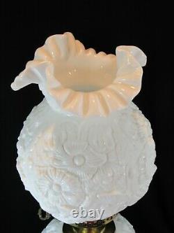 Fenton Poppy Gone with the Wind Style Lamp-White 23 Beautiful Milk Glass