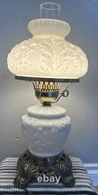 Fenton -Vintage GWTW White'Poppy & Fern' Milk Glass Lamp-3 Way Light-free Ship