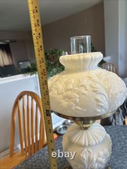 Fenton -Vintage GWTW White'Poppy & Fern' Milk Glass Lamp-3 Way Light-free Ship