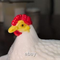 Fenton White Milk Glass Hen on Nest Covered Dish with Lid, Excellent Condition