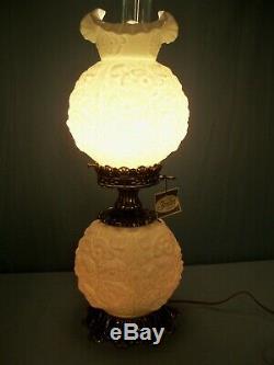 Fenton White Milk Glass POPPY Double Globe Gone With The Wind Electric Lamp