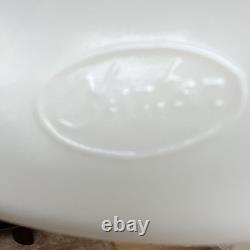 Fenton White & milk Glass Round Decorative Basket Ruffled Edge Handle 11x11x8