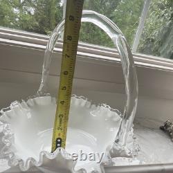 Fenton White & milk Glass Round Decorative Basket Ruffled Edge Handle 11x11x8
