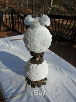 Fenton White poppy milk glass Gone With The Wind Parlor lamp