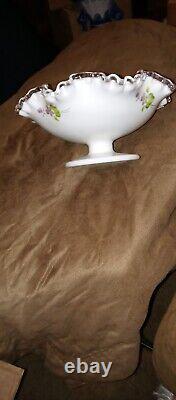 Fenton milk glass ruffled edge vase