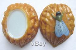 French opaline box, white milk glass cicada on a walnut, signed Vallerysthal