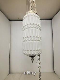 HOLLYWOOD regency Vintage Virden 2 Globe Chunky Milkglass Pendant Swag light
