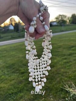 HTF Vintage MIRIAM HASKELL Signed POURED MILK Glass Huge BIB? NECKLACE Mint