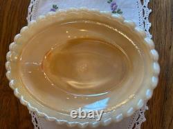 Hard to Find Vintage Westmoreland Milk/Carnival Glass Cat on Nest Covered Dish