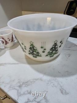 Hazel Atlas Milk Glass Green Red Christmas Tree Egg Nog Punch Bowl & 6 Cups EXC