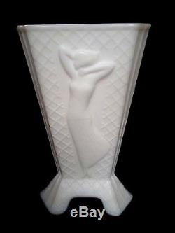 Htf Rare Vintage 1930's Art Deco Mckee White Milk Glass Art Dressed Lady Vase