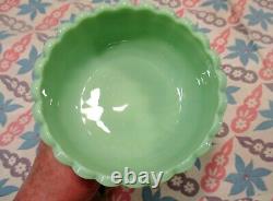 Jadeite Green Glass Ice Cream or Dessert Dishes x 4 in Excellent Condition