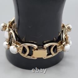 Juliana White Milk Glass Bracelet & Screw Back Earrings Rhinestone 6.75 Vintage