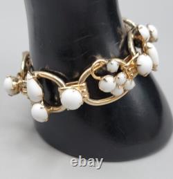 Juliana White Milk Glass Bracelet & Screw Back Earrings Rhinestone 6.75 Vintage