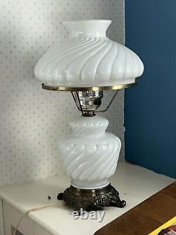 Large Hedco White Milk Glass Vintage Electric Table Dresser Lamp