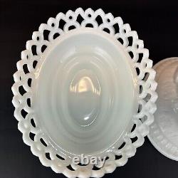 Large Westmoreland Milk Glass Lion on Nest Dish Lacy Base Farmhouse Vintage USA