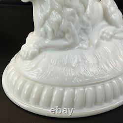 Large Westmoreland Milk Glass Lion on Nest Dish Lacy Base Farmhouse Vintage USA