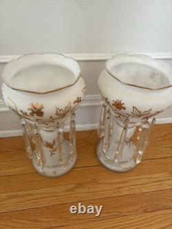 Mantle Lusters White & gold berries fruit and leaves Gilded milk Glass 13