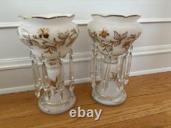 Mantle Lusters White & gold berries fruit and leaves Gilded milk Glass 13