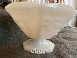 Milk glass Vintage Dishes