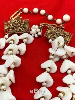 Miriam Haskell White Milk Glass Necklace 3 Strand Vintage Signed Flower 19-2847