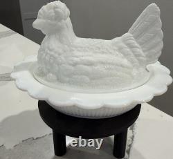 Mosser White Milk Glass Hen on Nest HON. 6