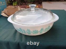 NOS Vintage Pyrex Frosted Garland Snowflake Casserole Dish Promotional Set (O)