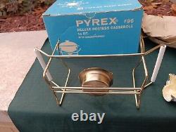 NOS Vintage Pyrex Frosted Garland Snowflake Casserole Dish Promotional Set (O)