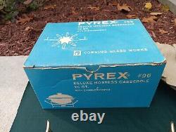 NOS Vintage Pyrex Frosted Garland Snowflake Casserole Dish Promotional Set (O)