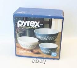 New NOS Pyrex Colonial Mist 3 Piece Mixing Nesting Bowl Set 300-95 401 402 403