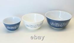 New NOS Pyrex Colonial Mist 3 Piece Mixing Nesting Bowl Set 300-95 401 402 403