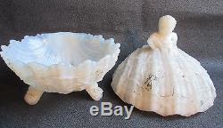Old French white milk glass boxGirl sitting on a shell Saint-Jacques Portieux