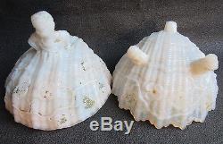 Old French white milk glass boxGirl sitting on a shell Saint-Jacques Portieux