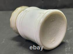 Old Vintage Rare Lederle White Milk Glass Pill Pharmacy Bottle With LID (l1)