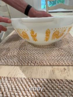 Orange Butterprint Pyrex Bowls-Hard to find