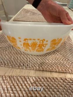 Orange Butterprint Pyrex Bowls-Hard to find
