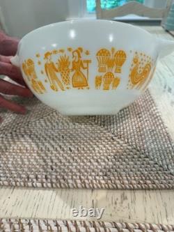 Orange Butterprint Pyrex Bowls-Hard to find