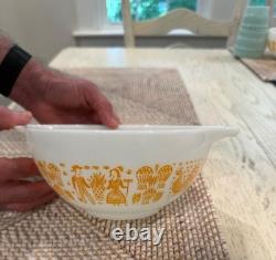 Orange Butterprint Pyrex Bowls-Hard to find