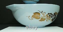 PYREX Vintage GOLDEN GRAPES Chip Dip Set Including Bracket EXCELLENT CONDITION