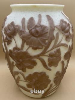 Phoenix Consolidated Glass Poppy Vase White Milk Glass Brown Sculpted 10.5 READ