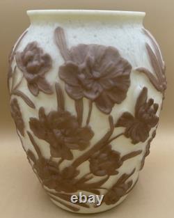 Phoenix Consolidated Glass Poppy Vase White Milk Glass Brown Sculpted 10.5 READ