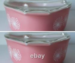 Pyrex #045 2.5 Quart Large Pink White Daisy Casserole Dish with Lid Mrs. Maisel