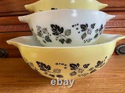 Pyrex 4 piece mixing bowl set Gooseberry black/white/yellow