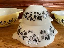 Pyrex 4 piece mixing bowl set Gooseberry black/white/yellow