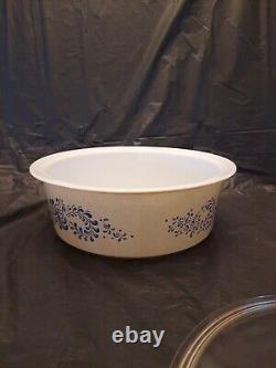 Pyrex #664 Big Bertha 4 QT Casserole Homestead Pattern and Pyrex Cover