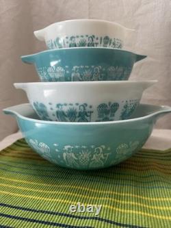 Pyrex Amish Butterprint Cinderella bowls complete set 441-444 (C)
