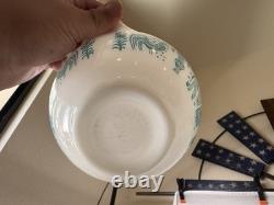 Pyrex Amish Butterprint Cinderella bowls complete set 441-444 (C)